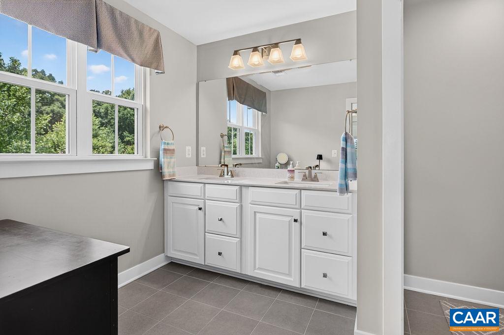3413 STEAMER DR, CHARLOTTESVILLE, Virginia 22947, 4 Bedrooms Bedrooms, ,3 BathroomsBathrooms,Residential,3413 STEAMER DR,678458 MLS # 678458 3413 STEAMER DR, CHARLOTTESVILLE, Virginia 22947, 4 Bedrooms Bedrooms, ,3 BathroomsBathrooms,Residential,3413 STEAMER DR,678458 MLS # 678458