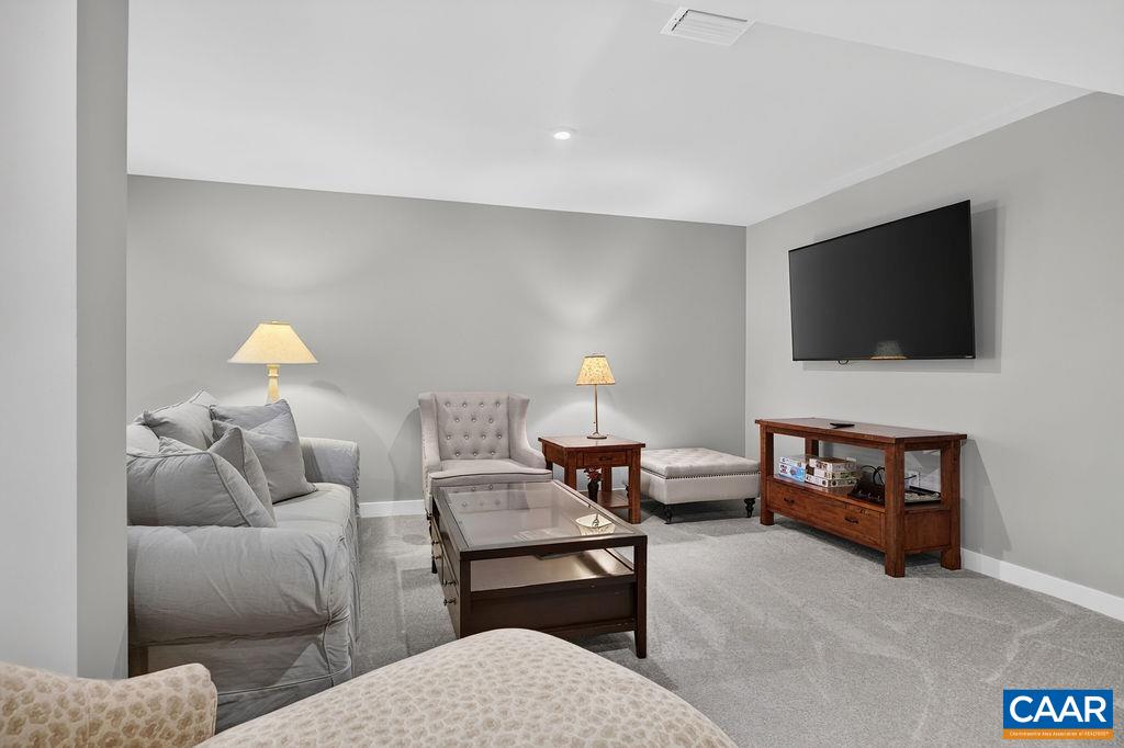 3413 STEAMER DR, CHARLOTTESVILLE, Virginia 22947, 4 Bedrooms Bedrooms, ,3 BathroomsBathrooms,Residential,3413 STEAMER DR,678458 MLS # 678458 3413 STEAMER DR, CHARLOTTESVILLE, Virginia 22947, 4 Bedrooms Bedrooms, ,3 BathroomsBathrooms,Residential,3413 STEAMER DR,678458 MLS # 678458
