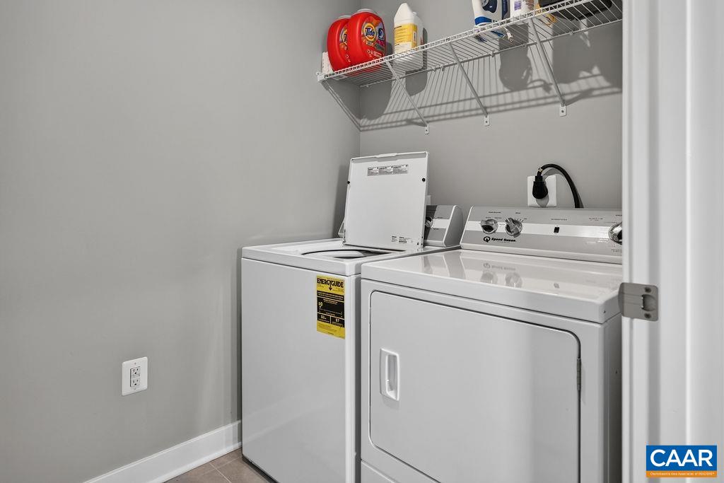 3413 STEAMER DR, CHARLOTTESVILLE, Virginia 22947, 4 Bedrooms Bedrooms, ,3 BathroomsBathrooms,Residential,3413 STEAMER DR,678458 MLS # 678458 3413 STEAMER DR, CHARLOTTESVILLE, Virginia 22947, 4 Bedrooms Bedrooms, ,3 BathroomsBathrooms,Residential,3413 STEAMER DR,678458 MLS # 678458