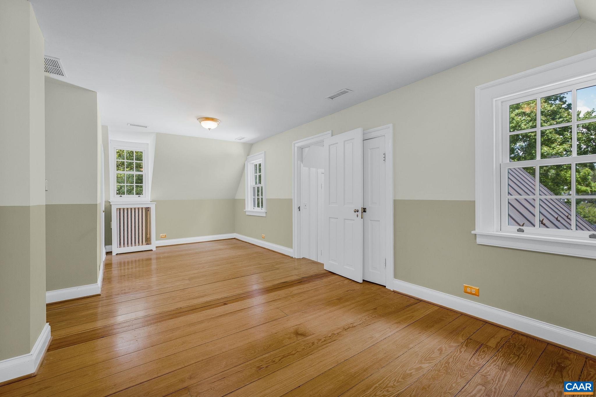 1868 EDGEWOOD LN, CHARLOTTESVILLE, Virginia 22903, 3 Bedrooms Bedrooms, ,2 BathroomsBathrooms,Residential,1868 Edgewood Lane,1868 EDGEWOOD LN,678638 MLS # 678638