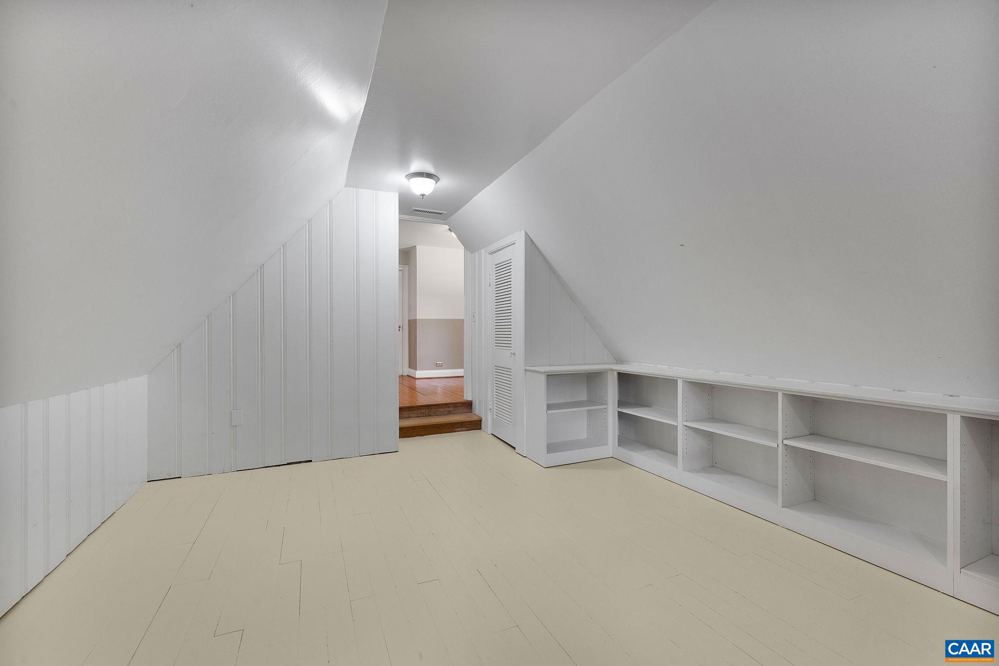 1868 EDGEWOOD LN, CHARLOTTESVILLE, Virginia 22903, 3 Bedrooms Bedrooms, ,2 BathroomsBathrooms,Residential,1868 Edgewood Lane,1868 EDGEWOOD LN,678638 MLS # 678638