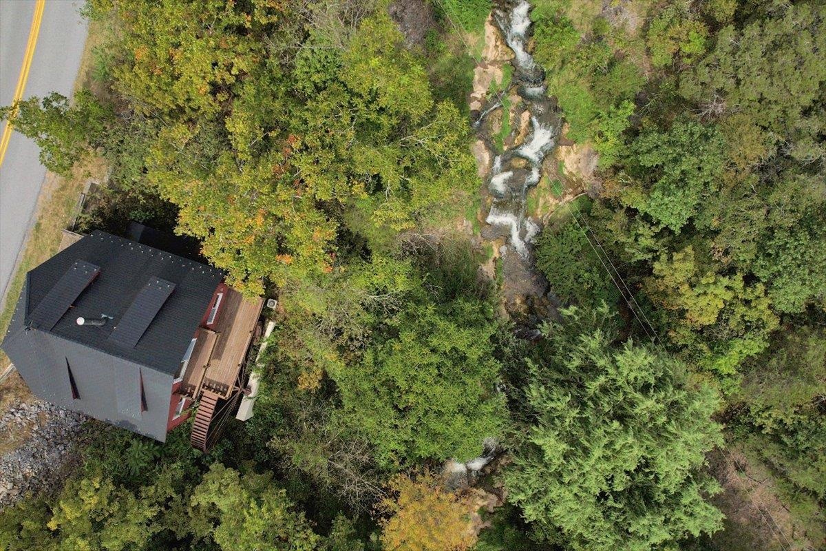 6602 MIDDLEBROOK RD, RAPHINE, Virginia 24459, 3 Bedrooms Bedrooms, ,2 BathroomsBathrooms,Residential,Moffatts Creek Mill,6602 MIDDLEBROOK RD,678692 MLS # 678692 6602 MIDDLEBROOK RD, RAPHINE, Virginia 24459, 3 Bedrooms Bedrooms, ,2 BathroomsBathrooms,Residential,Moffatts Creek Mill,6602 MIDDLEBROOK RD,678692 MLS # 678692