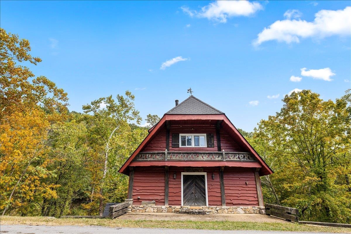 6602 MIDDLEBROOK RD, RAPHINE, Virginia 24459, 3 Bedrooms Bedrooms, ,2 BathroomsBathrooms,Residential,Moffatts Creek Mill,6602 MIDDLEBROOK RD,678692 MLS # 678692 6602 MIDDLEBROOK RD, RAPHINE, Virginia 24459, 3 Bedrooms Bedrooms, ,2 BathroomsBathrooms,Residential,Moffatts Creek Mill,6602 MIDDLEBROOK RD,678692 MLS # 678692