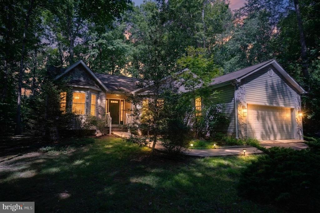 103 TALL PINES AVE, LOCUST GROVE, Virginia 22508, 3 Bedrooms Bedrooms, ,2 BathroomsBathrooms,Residential,103 TALL PINES AVE,VAOR2014490 MLS # VAOR2014490 103 TALL PINES AVE, LOCUST GROVE, Virginia 22508, 3 Bedrooms Bedrooms, ,2 BathroomsBathrooms,Residential,103 TALL PINES AVE,VAOR2014490 MLS # VAOR2014490
