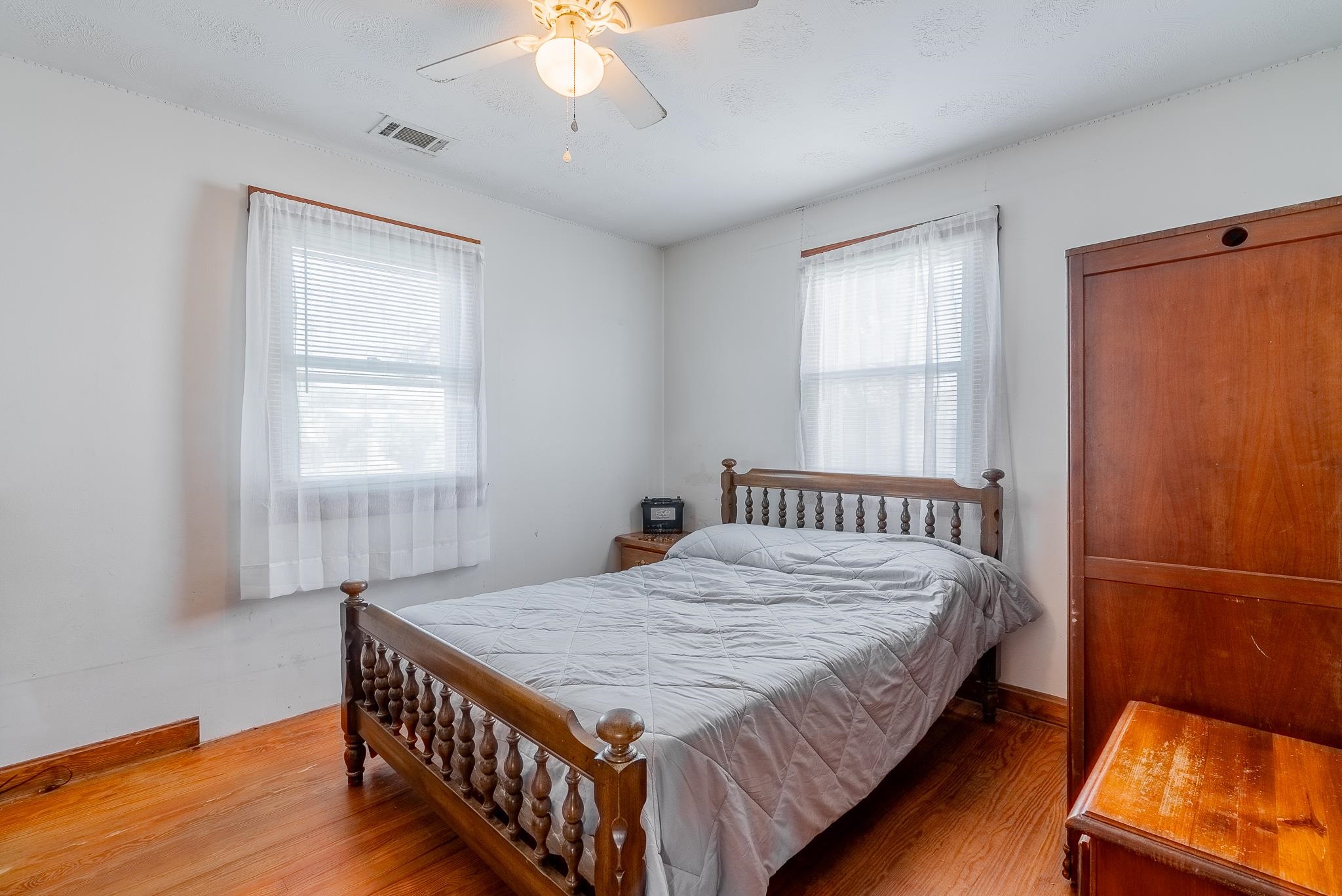 603 GIBBONS AVE, ELKTON, Virginia 22827, 3 Bedrooms Bedrooms, ,1 BathroomBathrooms,Residential,603 GIBBONS AVE,678696 MLS # 678696