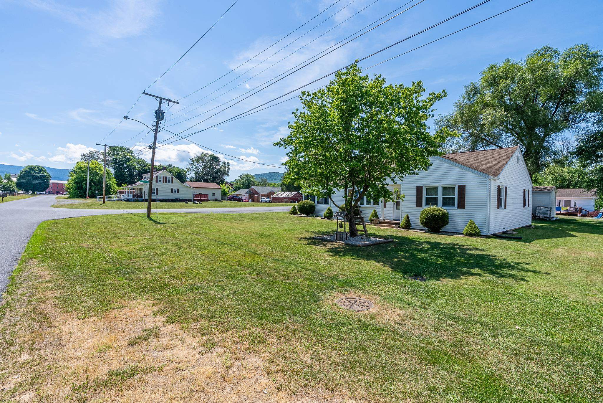 603 GIBBONS AVE, ELKTON, Virginia 22827, 3 Bedrooms Bedrooms, ,1 BathroomBathrooms,Residential,603 GIBBONS AVE,678696 MLS # 678696