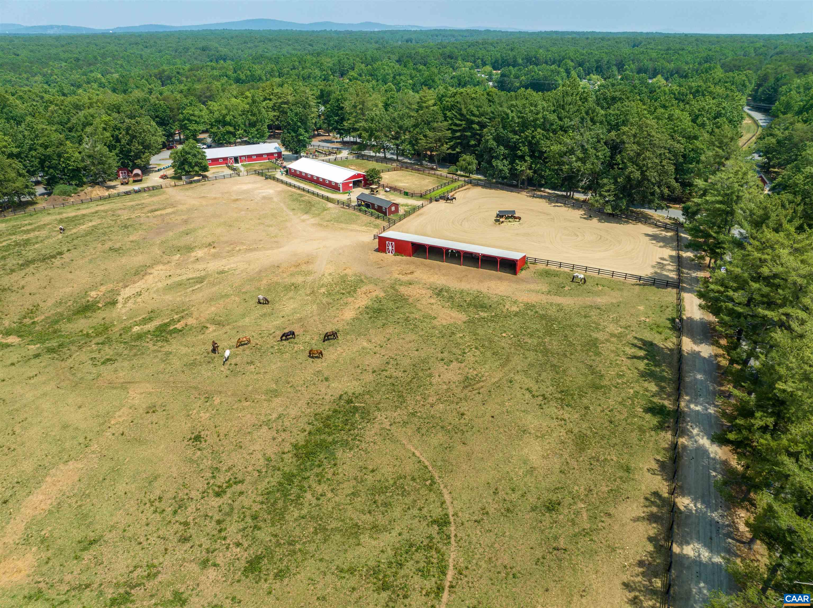 Horseback riding at Shenandoah Crossing Resort (in Gordonsville, VA) is offered through their onsite Equestrian Center, also known as Sallie's Stables. The center features scenic trail rides, carriage rides, pony rides, and beginner camps.