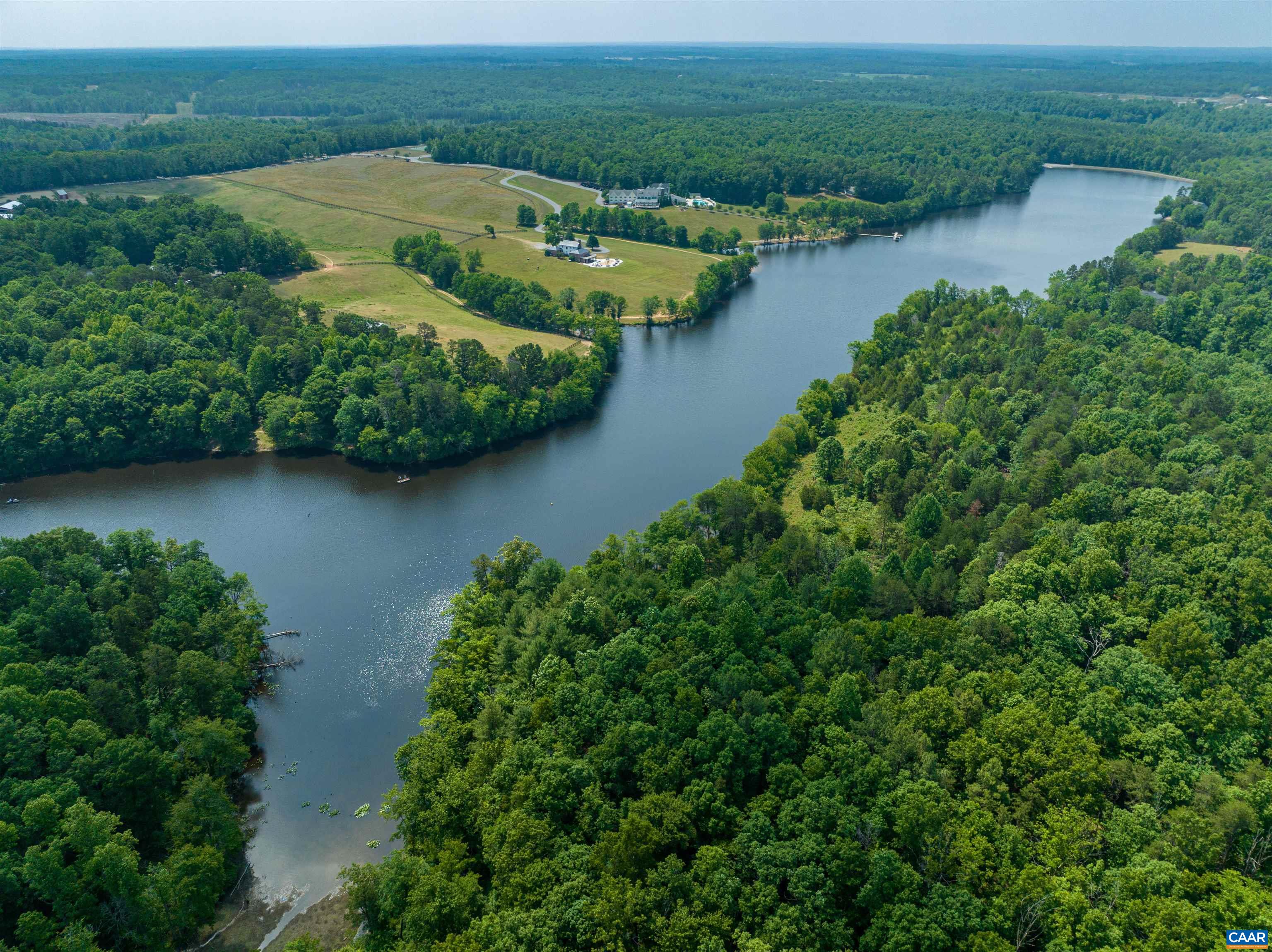 Lake Izac