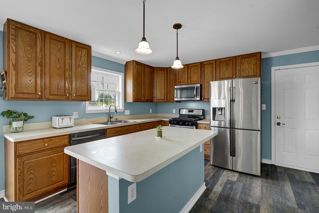 7631 CHANCELLOR RD, FREDERICKSBURG, Virginia 22407, 4 Bedrooms Bedrooms, ,2 BathroomsBathrooms,Residential,7631 CHANCELLOR RD,VASP2042810 MLS # VASP2042810
