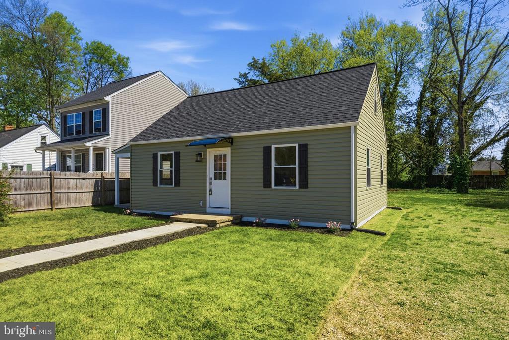 179 MANSFIELD ST, FREDERICKSBURG, Virginia 22408, 3 Bedrooms Bedrooms, ,2 BathroomsBathrooms,Residential,179 MANSFIELD ST,VASP2043130 MLS # VASP2043130