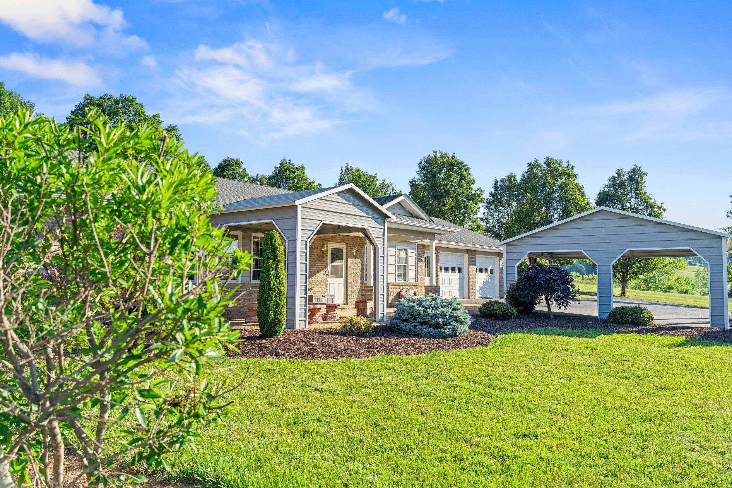 963 LEE JACKSON HWY, STAUNTON, Virginia 24401, 2 Bedrooms Bedrooms, ,2 BathroomsBathrooms,Residential,963 LEE JACKSON HWY,678701 MLS # 678701 963 LEE JACKSON HWY, STAUNTON, Virginia 24401, 2 Bedrooms Bedrooms, ,2 BathroomsBathrooms,Residential,963 LEE JACKSON HWY,678701 MLS # 678701