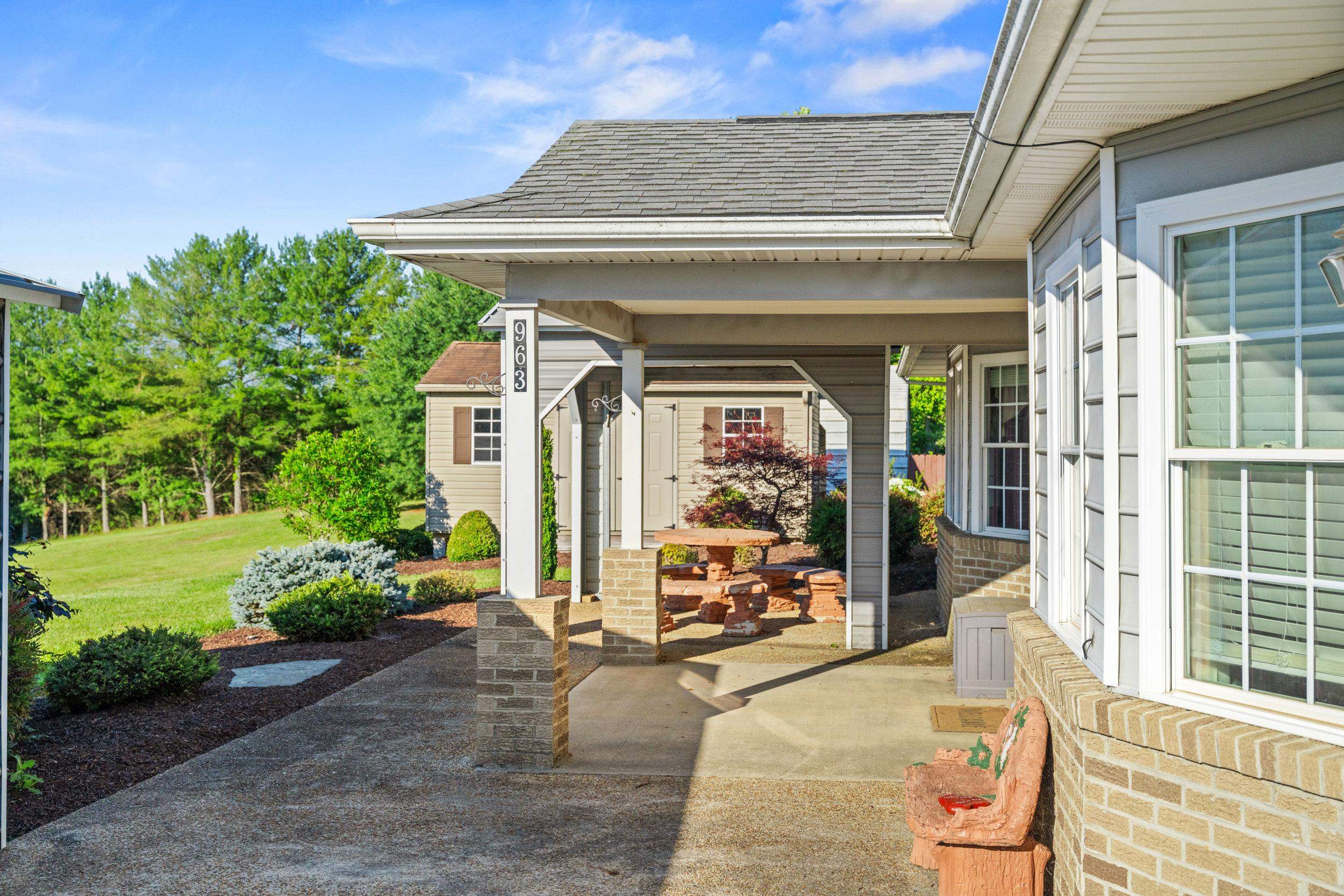 963 LEE JACKSON HWY, STAUNTON, Virginia 24401, 2 Bedrooms Bedrooms, ,2 BathroomsBathrooms,Residential,963 LEE JACKSON HWY,678701 MLS # 678701 963 LEE JACKSON HWY, STAUNTON, Virginia 24401, 2 Bedrooms Bedrooms, ,2 BathroomsBathrooms,Residential,963 LEE JACKSON HWY,678701 MLS # 678701