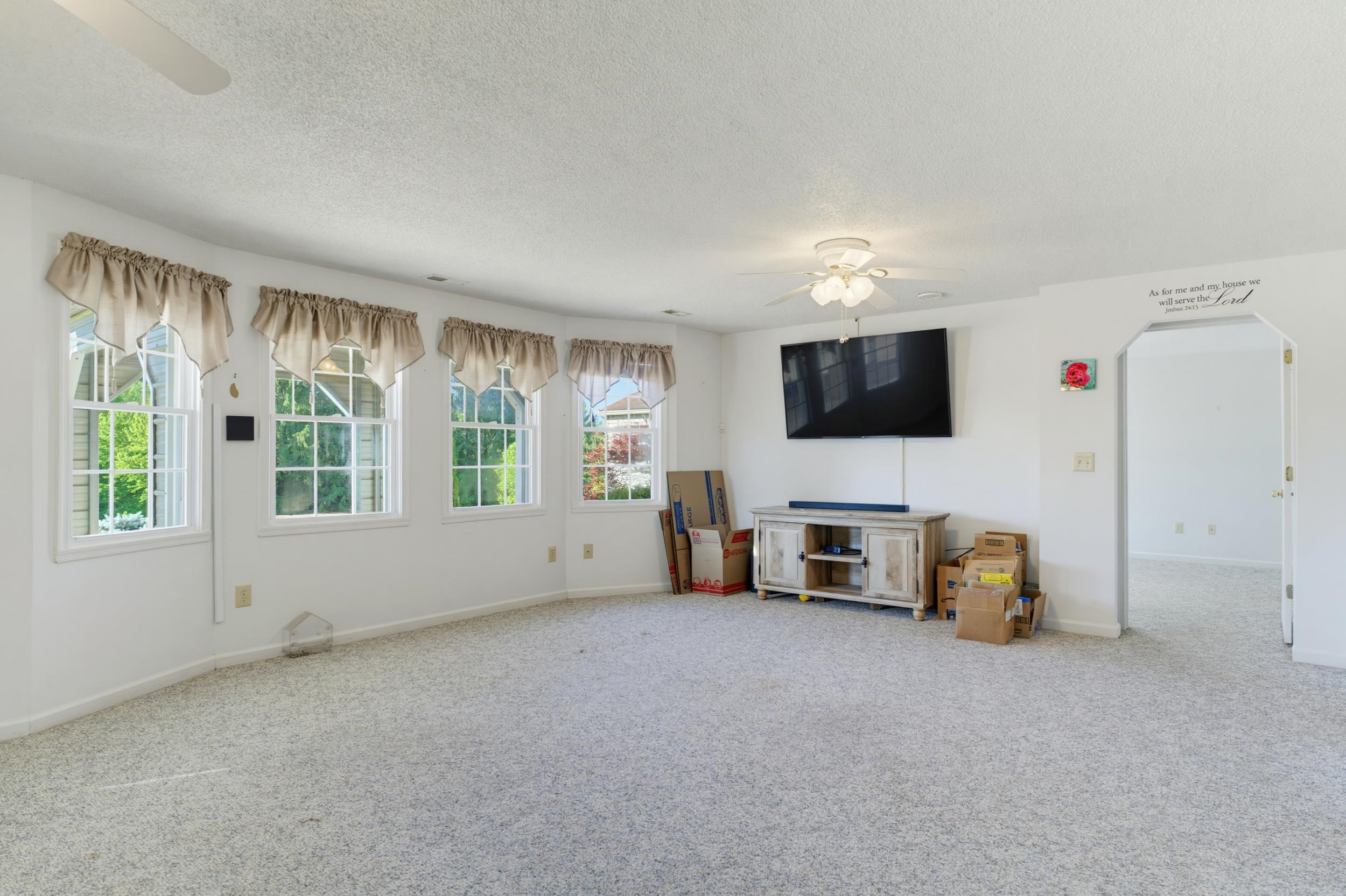 963 LEE JACKSON HWY, STAUNTON, Virginia 24401, 2 Bedrooms Bedrooms, ,2 BathroomsBathrooms,Residential,963 LEE JACKSON HWY,678701 MLS # 678701 963 LEE JACKSON HWY, STAUNTON, Virginia 24401, 2 Bedrooms Bedrooms, ,2 BathroomsBathrooms,Residential,963 LEE JACKSON HWY,678701 MLS # 678701
