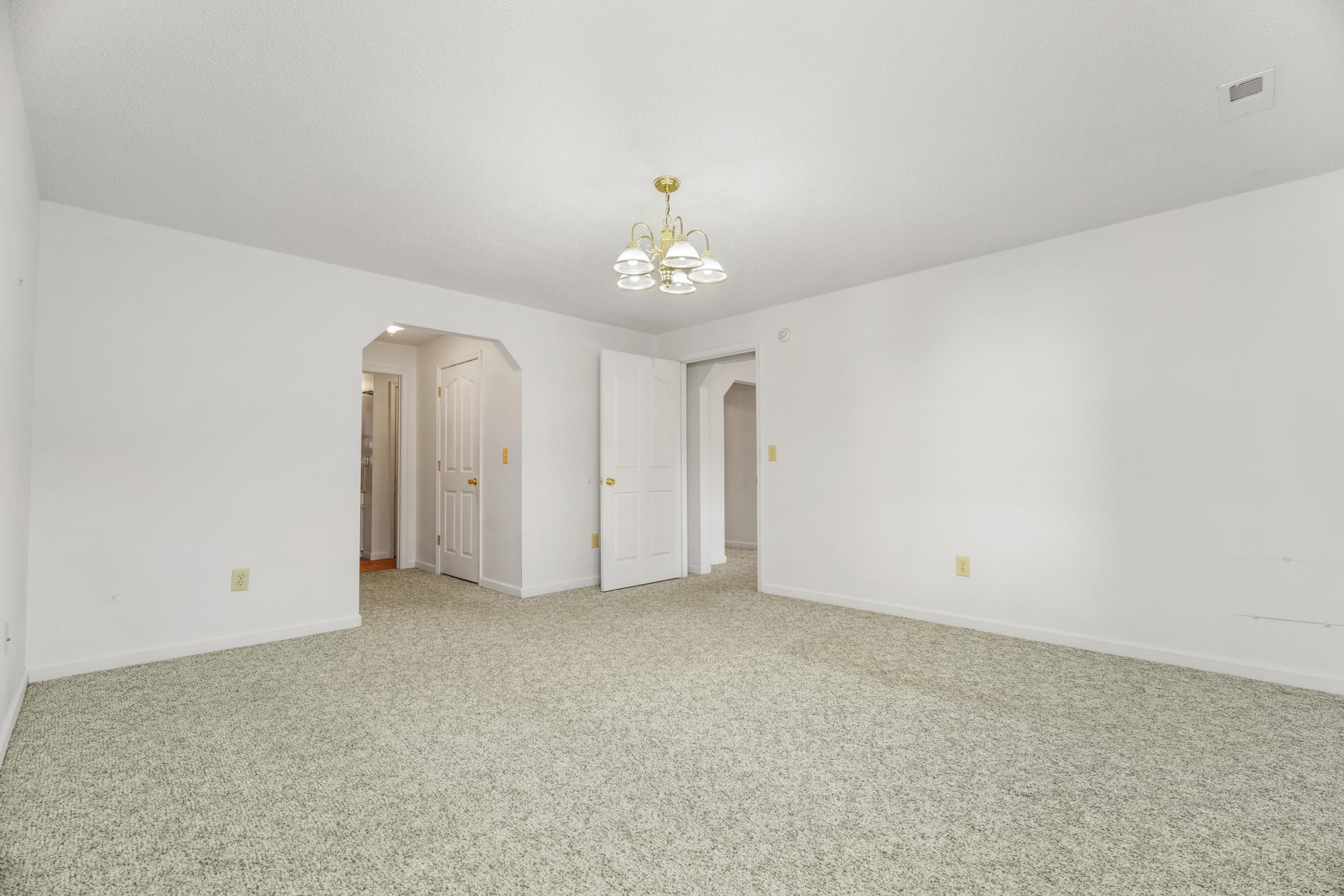 963 LEE JACKSON HWY, STAUNTON, Virginia 24401, 2 Bedrooms Bedrooms, ,2 BathroomsBathrooms,Residential,963 LEE JACKSON HWY,678701 MLS # 678701 963 LEE JACKSON HWY, STAUNTON, Virginia 24401, 2 Bedrooms Bedrooms, ,2 BathroomsBathrooms,Residential,963 LEE JACKSON HWY,678701 MLS # 678701