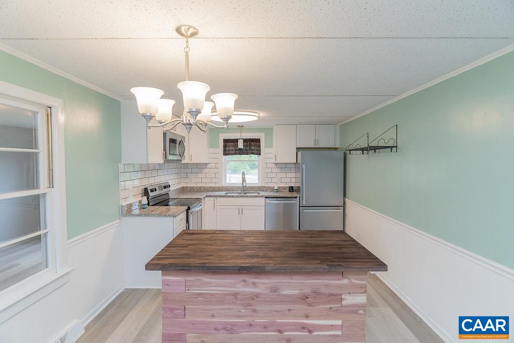 1043 FORD AVE, STANARDSVILLE, Virginia 22973, 3 Bedrooms Bedrooms, ,1 BathroomBathrooms,Residential,1043 FORD AVE,678702 MLS # 678702
