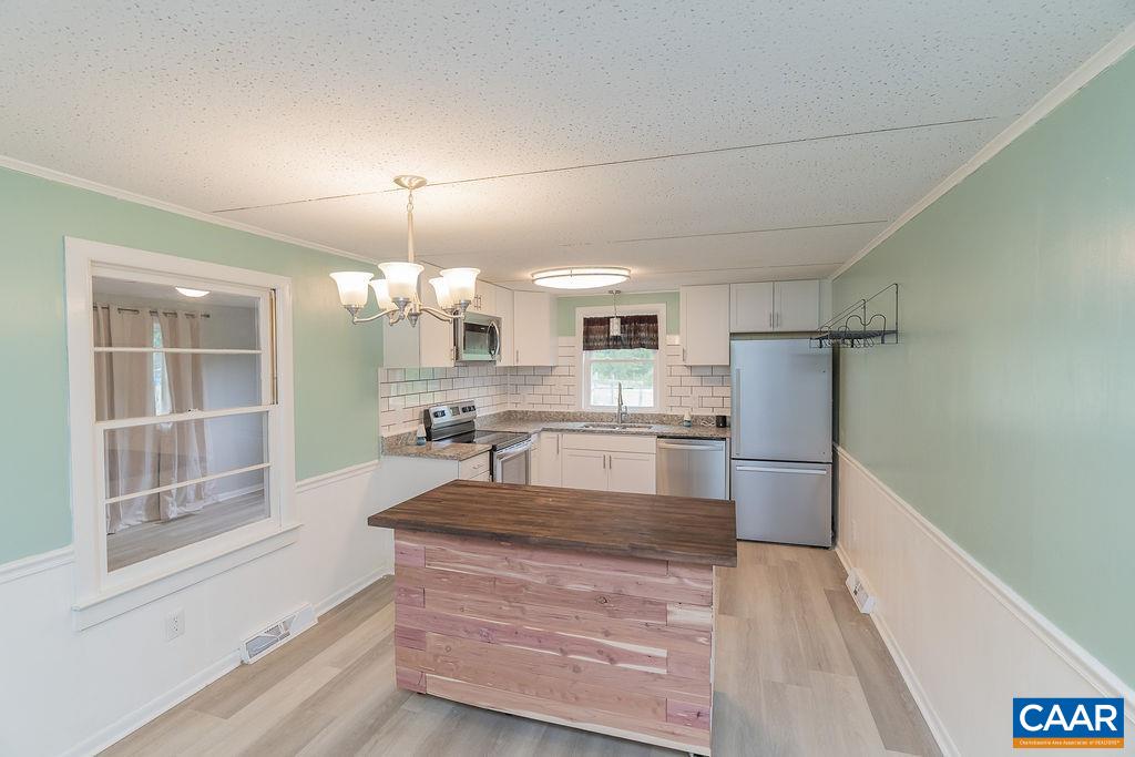 1043 FORD AVE, STANARDSVILLE, Virginia 22973, 3 Bedrooms Bedrooms, ,1 BathroomBathrooms,Residential,1043 FORD AVE,678702 MLS # 678702
