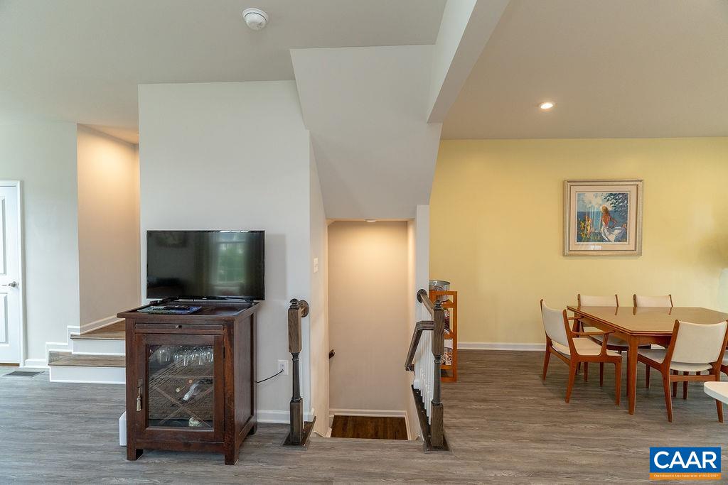 2115 ELM TREE CT, CHARLOTTESVILLE, Virginia 22911, 3 Bedrooms Bedrooms, ,2 BathroomsBathrooms,Residential,2115 ELM TREE CT,678705 MLS # 678705 2115 ELM TREE CT, CHARLOTTESVILLE, Virginia 22911, 3 Bedrooms Bedrooms, ,2 BathroomsBathrooms,Residential,2115 ELM TREE CT,678705 MLS # 678705