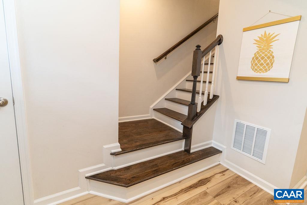 2115 ELM TREE CT, CHARLOTTESVILLE, Virginia 22911, 3 Bedrooms Bedrooms, ,2 BathroomsBathrooms,Residential,2115 ELM TREE CT,678705 MLS # 678705 2115 ELM TREE CT, CHARLOTTESVILLE, Virginia 22911, 3 Bedrooms Bedrooms, ,2 BathroomsBathrooms,Residential,2115 ELM TREE CT,678705 MLS # 678705