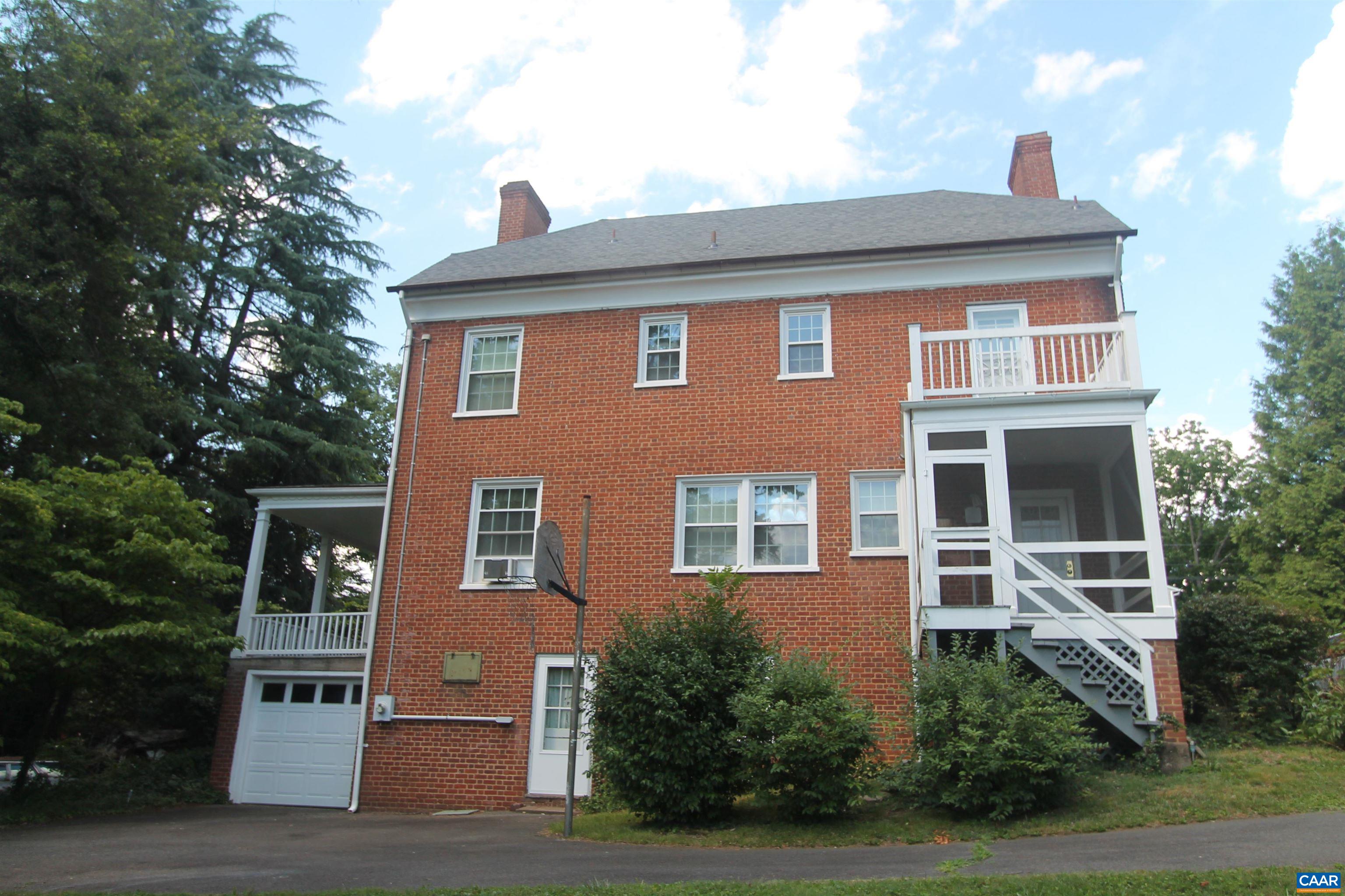 308 MONTEBELLO CIR, CHARLOTTESVILLE, Virginia 22903, 5 Bedrooms Bedrooms, ,2 BathroomsBathrooms,Residential,308 MONTEBELLO CIR,678711 MLS # 678711