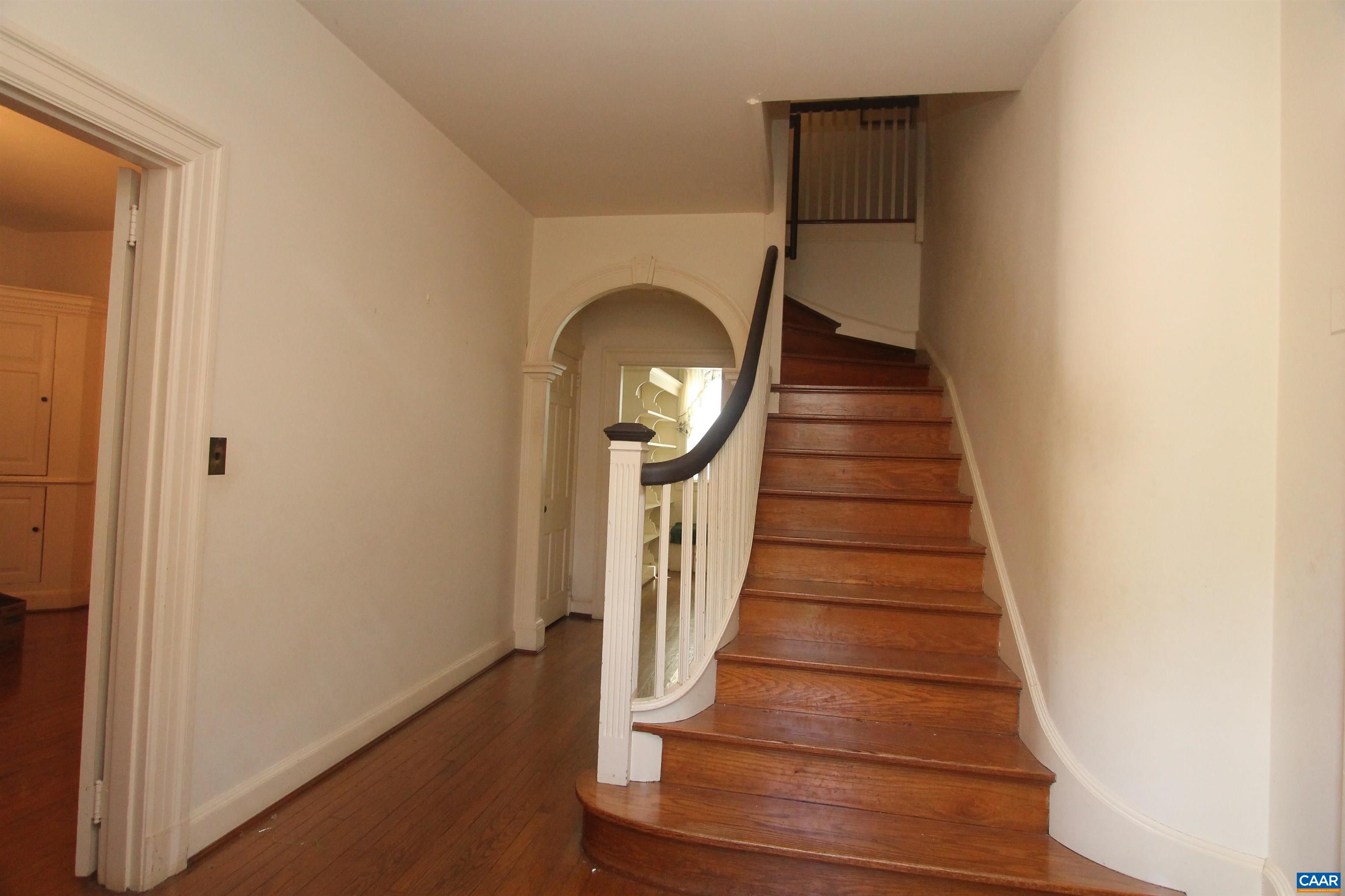 308 MONTEBELLO CIR, CHARLOTTESVILLE, Virginia 22903, 5 Bedrooms Bedrooms, ,2 BathroomsBathrooms,Residential,308 MONTEBELLO CIR,678711 MLS # 678711