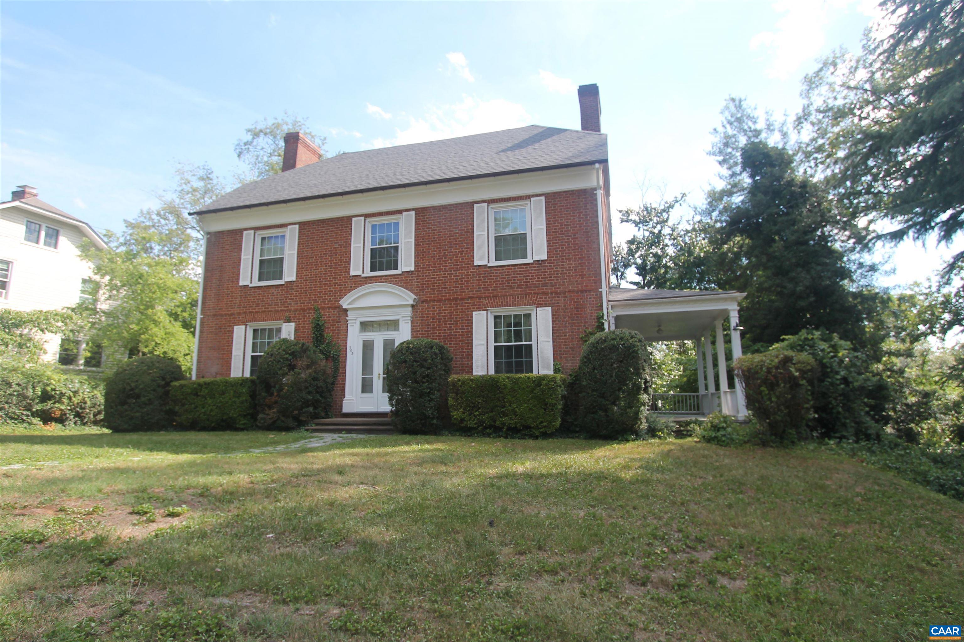 308 MONTEBELLO CIR, CHARLOTTESVILLE, Virginia 22903, 5 Bedrooms Bedrooms, ,2 BathroomsBathrooms,Residential,308 MONTEBELLO CIR,678711 MLS # 678711