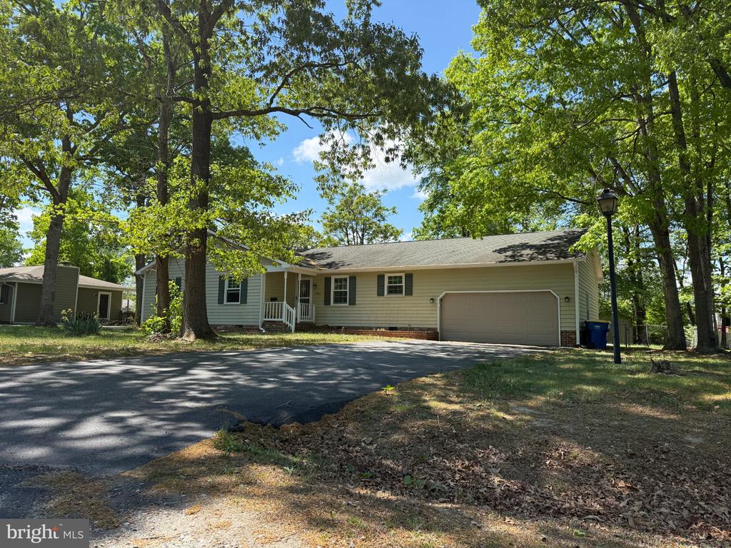 10800 WOODLAND DR, FREDERICKSBURG, Virginia 22407, 3 Bedrooms Bedrooms, ,2 BathroomsBathrooms,Residential,10800 WOODLAND DR,VASP2040806 MLS # VASP2040806