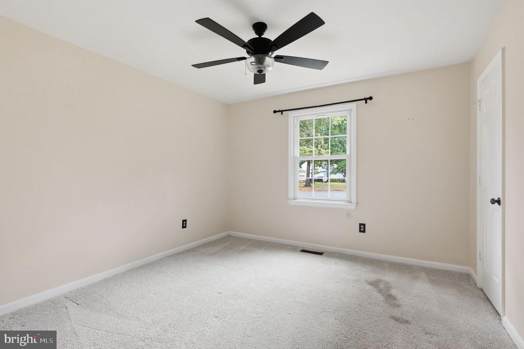 10800 WOODLAND DR, FREDERICKSBURG, Virginia 22407, 3 Bedrooms Bedrooms, ,2 BathroomsBathrooms,Residential,10800 WOODLAND DR,VASP2040806 MLS # VASP2040806 10800 WOODLAND DR, FREDERICKSBURG, Virginia 22407, 3 Bedrooms Bedrooms, ,2 BathroomsBathrooms,Residential,10800 WOODLAND DR,VASP2040806 MLS # VASP2040806