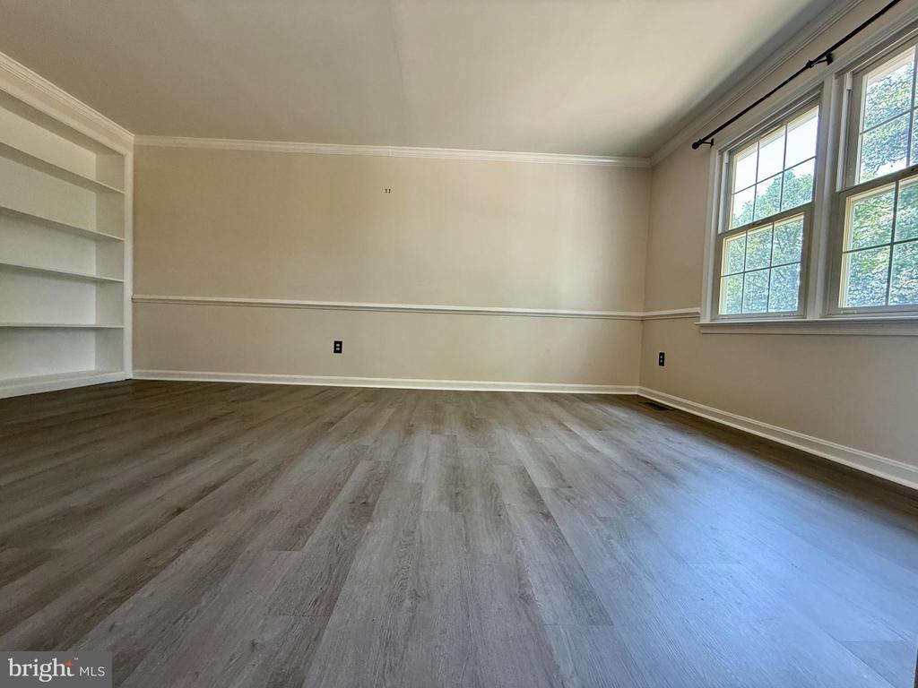 10800 WOODLAND DR, FREDERICKSBURG, Virginia 22407, 3 Bedrooms Bedrooms, ,2 BathroomsBathrooms,Residential,10800 WOODLAND DR,VASP2040806 MLS # VASP2040806