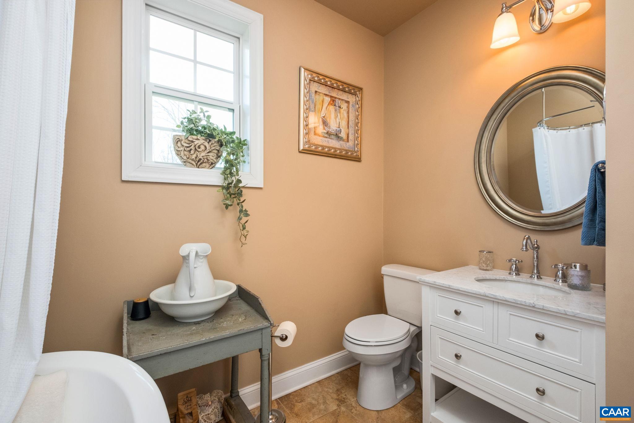 612 LONDON CT, RUCKERSVILLE, Virginia 22968, 4 Bedrooms Bedrooms, ,2 BathroomsBathrooms,Residential,612 LONDON CT,674500 MLS # 674500
