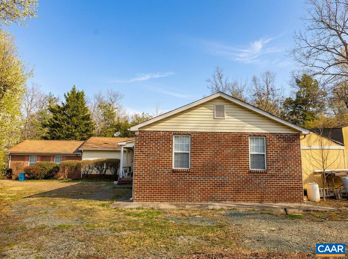 5705 LOUISA RD, KESWICK, Virginia 22947, 4 Bedrooms Bedrooms, ,3 BathroomsBathrooms,Residential,5705 LOUISA RD,675198 MLS # 675198