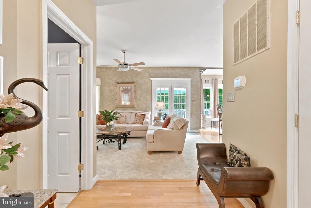 19202 WOODSIDE LN, JEFFERSONTON, Virginia 22724, 4 Bedrooms Bedrooms, ,2 BathroomsBathrooms,Residential,19202 WOODSIDE LN,VACU2013718 MLS # VACU2013718