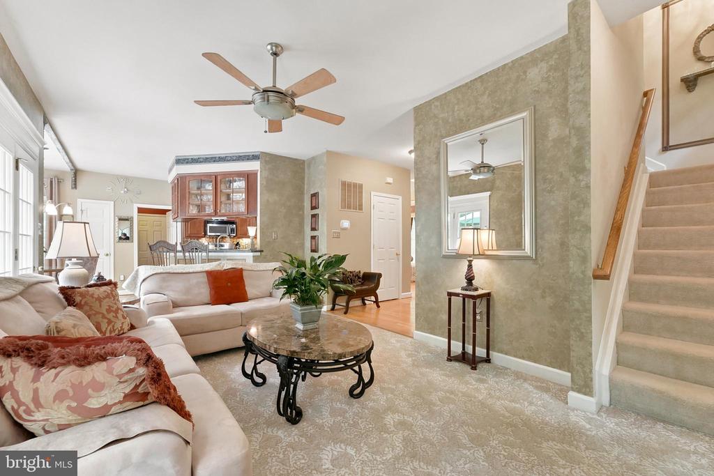 19202 WOODSIDE LN, JEFFERSONTON, Virginia 22724, 4 Bedrooms Bedrooms, ,2 BathroomsBathrooms,Residential,19202 WOODSIDE LN,VACU2013718 MLS # VACU2013718
