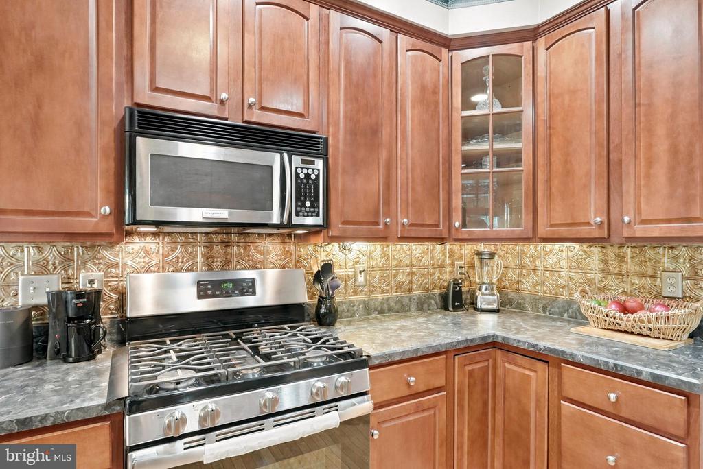 19202 WOODSIDE LN, JEFFERSONTON, Virginia 22724, 4 Bedrooms Bedrooms, ,2 BathroomsBathrooms,Residential,19202 WOODSIDE LN,VACU2013718 MLS # VACU2013718