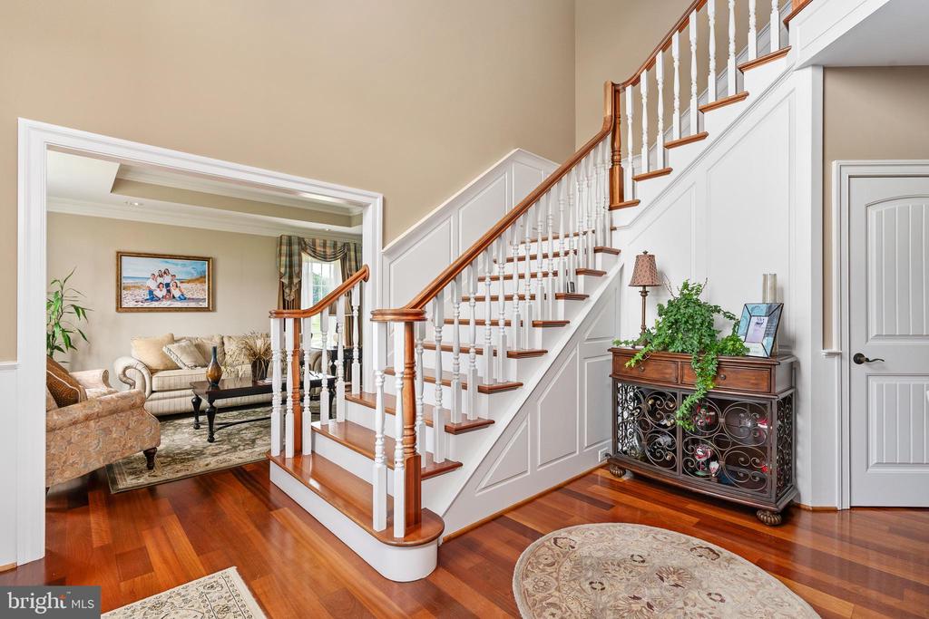 9909 AGNES LN, SPOTSYLVANIA, Virginia 22553, 6 Bedrooms Bedrooms, ,5 BathroomsBathrooms,Residential,9909 AGNES LN,VASP2043104 MLS # VASP2043104