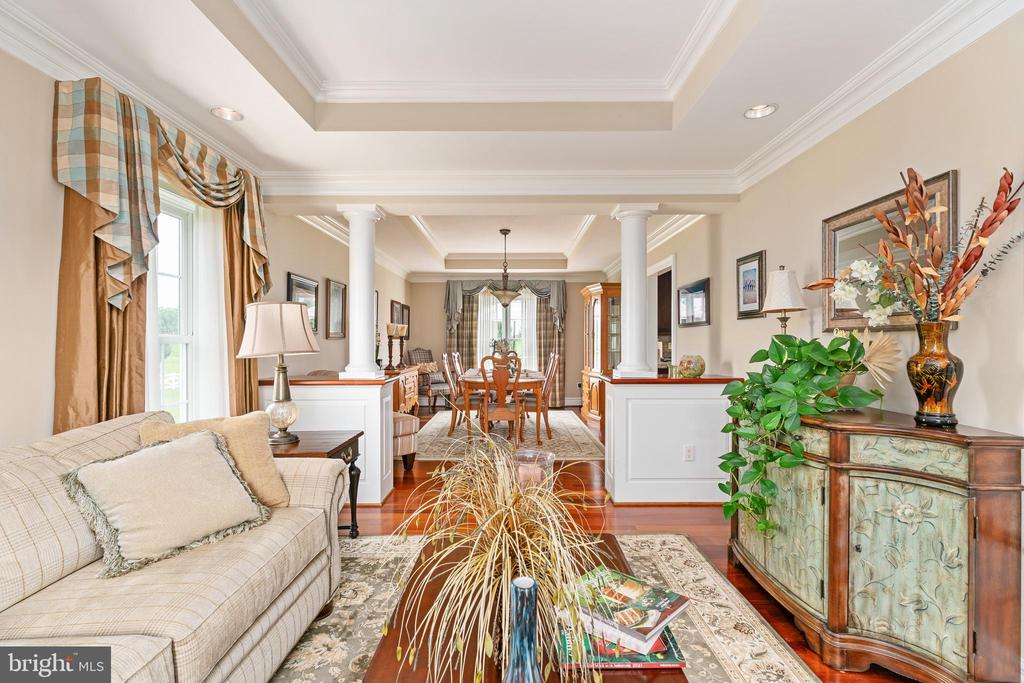 9909 AGNES LN, SPOTSYLVANIA, Virginia 22553, 6 Bedrooms Bedrooms, ,5 BathroomsBathrooms,Residential,9909 AGNES LN,VASP2043104 MLS # VASP2043104