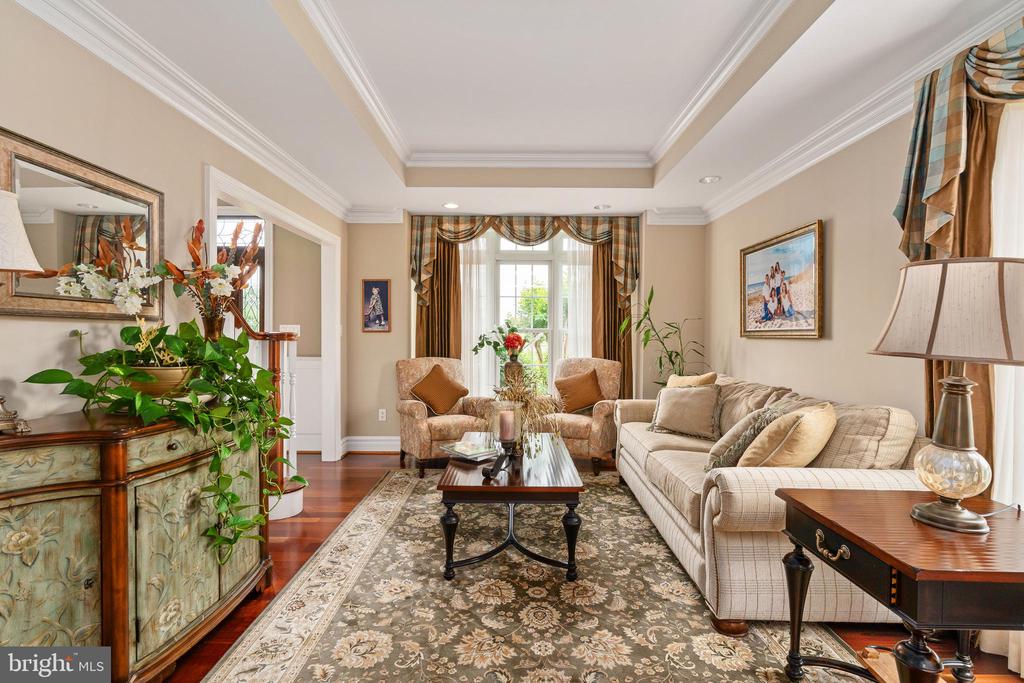 9909 AGNES LN, SPOTSYLVANIA, Virginia 22553, 6 Bedrooms Bedrooms, ,5 BathroomsBathrooms,Residential,9909 AGNES LN,VASP2043104 MLS # VASP2043104
