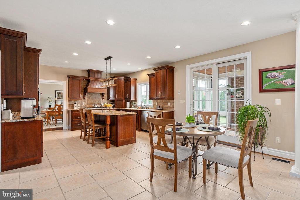 9909 AGNES LN, SPOTSYLVANIA, Virginia 22553, 6 Bedrooms Bedrooms, ,5 BathroomsBathrooms,Residential,9909 AGNES LN,VASP2043104 MLS # VASP2043104