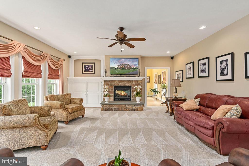 9909 AGNES LN, SPOTSYLVANIA, Virginia 22553, 6 Bedrooms Bedrooms, ,5 BathroomsBathrooms,Residential,9909 AGNES LN,VASP2043104 MLS # VASP2043104