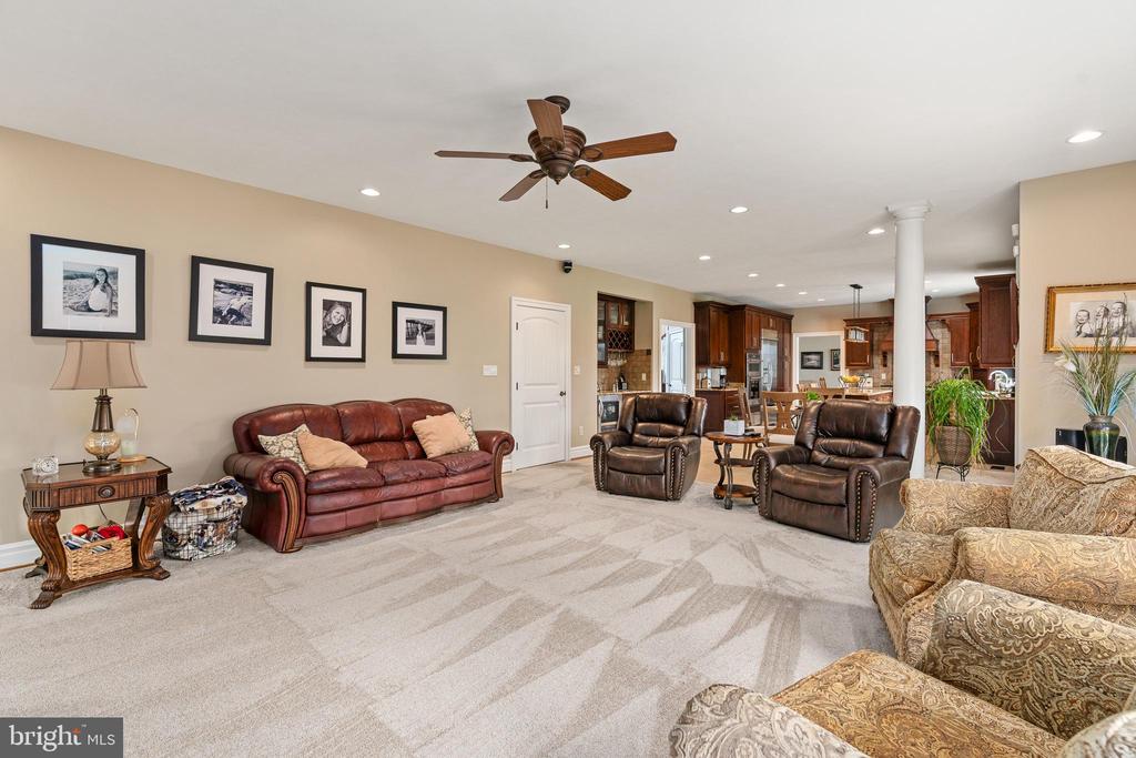 9909 AGNES LN, SPOTSYLVANIA, Virginia 22553, 6 Bedrooms Bedrooms, ,5 BathroomsBathrooms,Residential,9909 AGNES LN,VASP2043104 MLS # VASP2043104