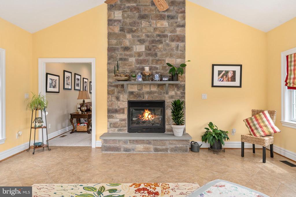 9909 AGNES LN, SPOTSYLVANIA, Virginia 22553, 6 Bedrooms Bedrooms, ,5 BathroomsBathrooms,Residential,9909 AGNES LN,VASP2043104 MLS # VASP2043104