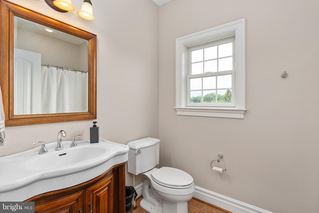 9909 AGNES LN, SPOTSYLVANIA, Virginia 22553, 6 Bedrooms Bedrooms, ,5 BathroomsBathrooms,Residential,9909 AGNES LN,VASP2043104 MLS # VASP2043104