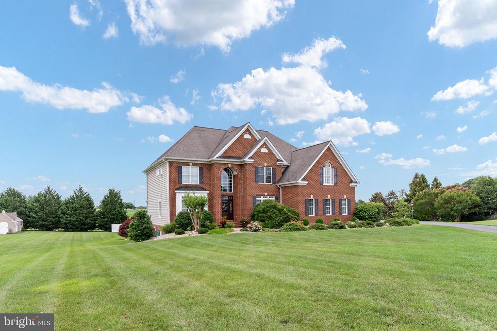9909 AGNES LN, SPOTSYLVANIA, Virginia 22553, 6 Bedrooms Bedrooms, ,5 BathroomsBathrooms,Residential,9909 AGNES LN,VASP2043104 MLS # VASP2043104