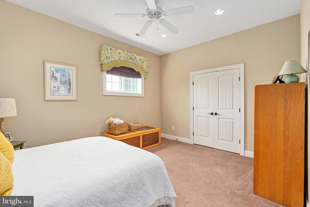 9909 AGNES LN, SPOTSYLVANIA, Virginia 22553, 6 Bedrooms Bedrooms, ,5 BathroomsBathrooms,Residential,9909 AGNES LN,VASP2043104 MLS # VASP2043104