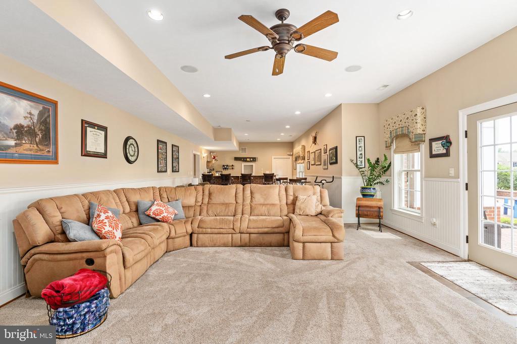 9909 AGNES LN, SPOTSYLVANIA, Virginia 22553, 6 Bedrooms Bedrooms, ,5 BathroomsBathrooms,Residential,9909 AGNES LN,VASP2043104 MLS # VASP2043104