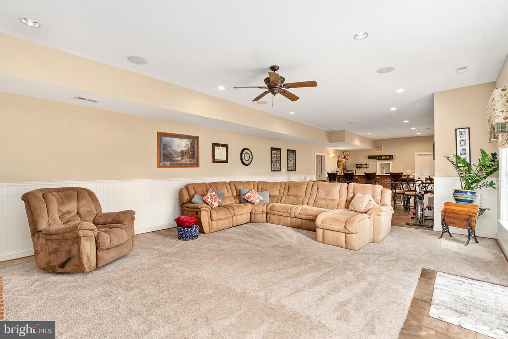 9909 AGNES LN, SPOTSYLVANIA, Virginia 22553, 6 Bedrooms Bedrooms, ,5 BathroomsBathrooms,Residential,9909 AGNES LN,VASP2043104 MLS # VASP2043104