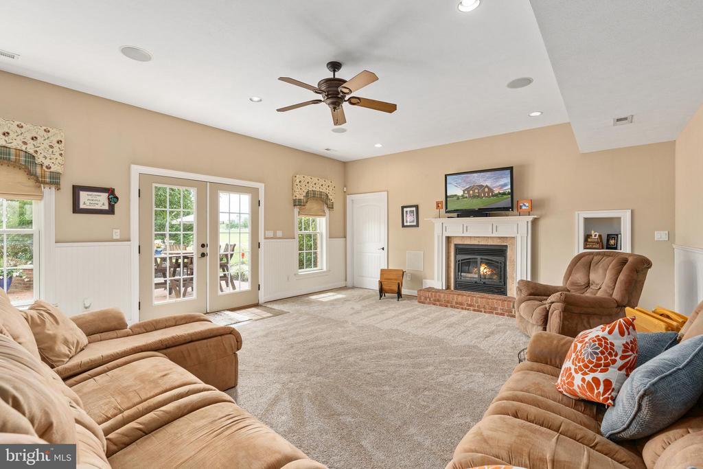 9909 AGNES LN, SPOTSYLVANIA, Virginia 22553, 6 Bedrooms Bedrooms, ,5 BathroomsBathrooms,Residential,9909 AGNES LN,VASP2043104 MLS # VASP2043104