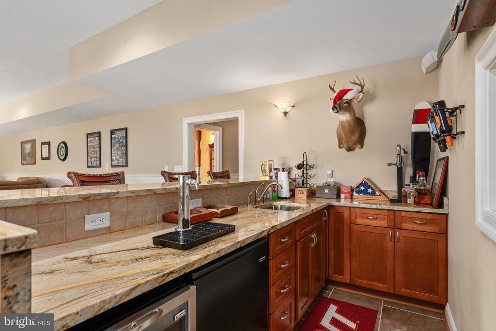 9909 AGNES LN, SPOTSYLVANIA, Virginia 22553, 6 Bedrooms Bedrooms, ,5 BathroomsBathrooms,Residential,9909 AGNES LN,VASP2043104 MLS # VASP2043104