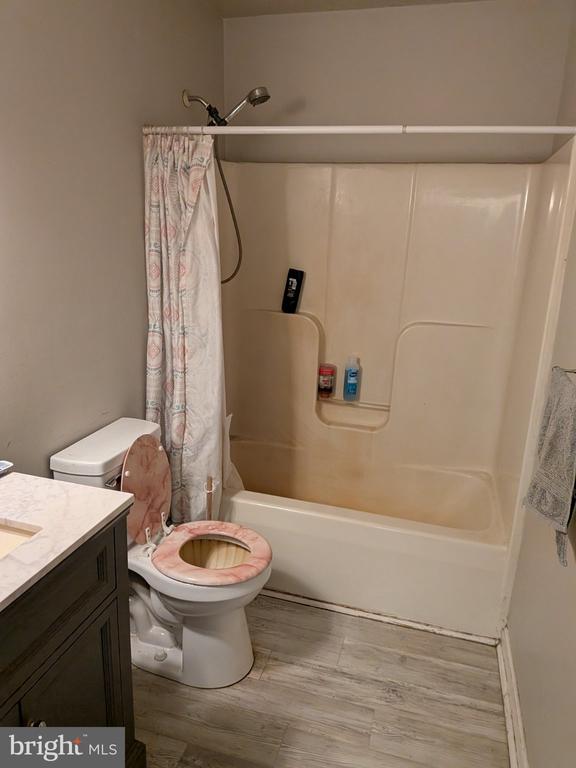 10198 OLD RAPIDAN RD, ORANGE, Virginia 22960, 3 Bedrooms Bedrooms, ,1 BathroomBathrooms,Residential,10198 OLD RAPIDAN RD,VAOR2014542 MLS # VAOR2014542