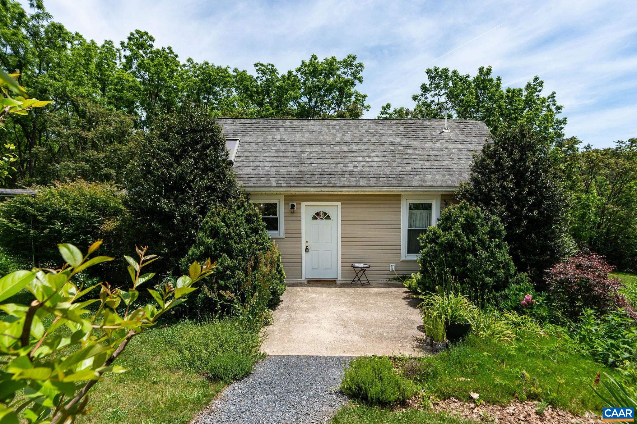542 BUTTERMILK SPRING, STAUNTON, Virginia 24401, 3 Bedrooms Bedrooms, ,2 BathroomsBathrooms,Residential,542 BUTTERMILK SPRING,678477 MLS # 678477 542 BUTTERMILK SPRING, STAUNTON, Virginia 24401, 3 Bedrooms Bedrooms, ,2 BathroomsBathrooms,Residential,542 BUTTERMILK SPRING,678477 MLS # 678477