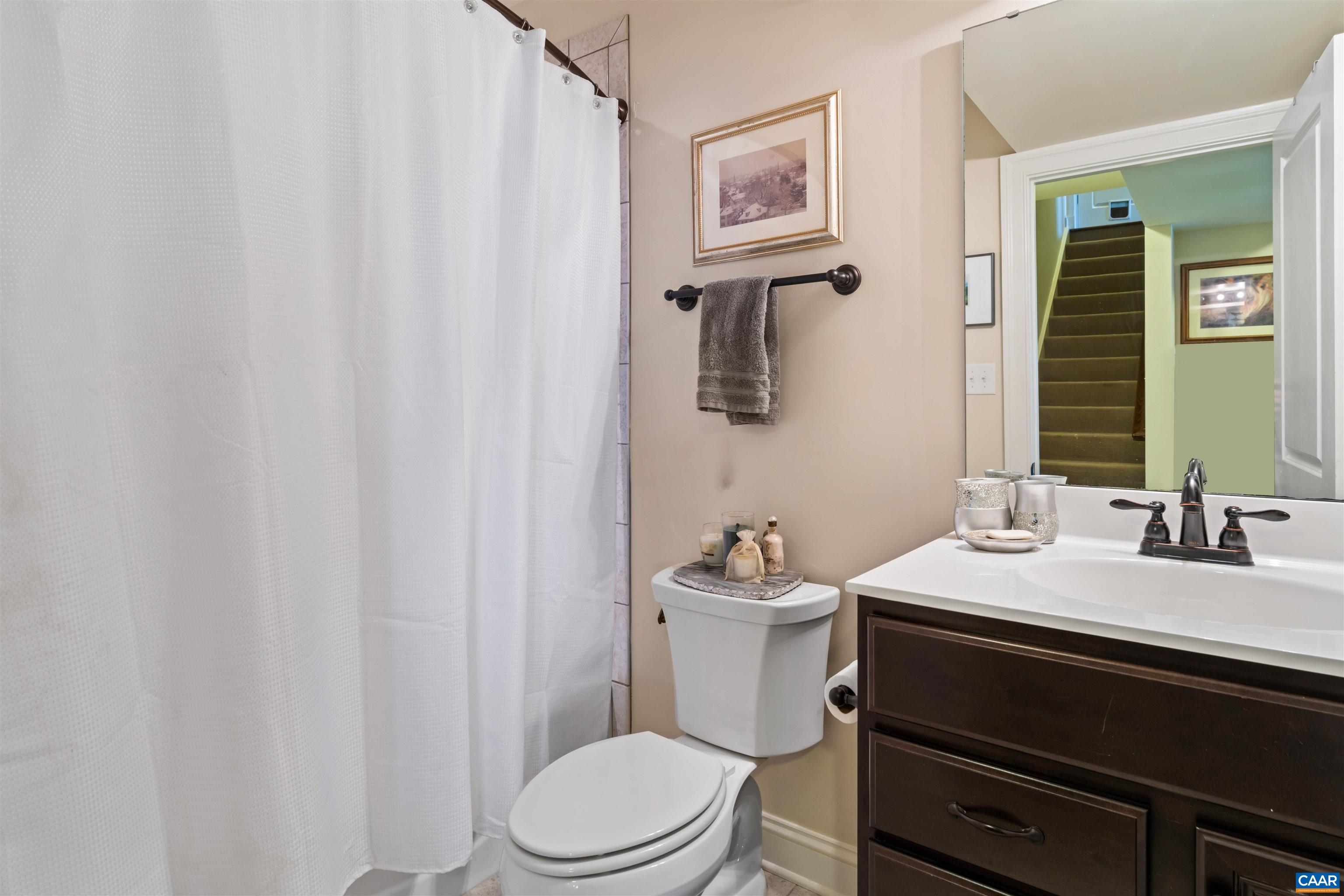 2246 HYLAND RIDGE DR, CHARLOTTESVILLE, Virginia 22911, 5 Bedrooms Bedrooms, ,4 BathroomsBathrooms,Residential,2246 HYLAND RIDGE DR,678651 MLS # 678651